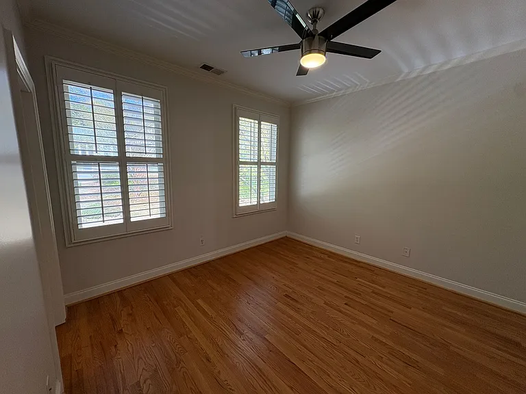 702 Bennett St #D — Photo 13