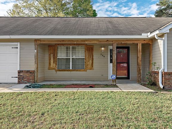 5th image of 246 Blossom Dr