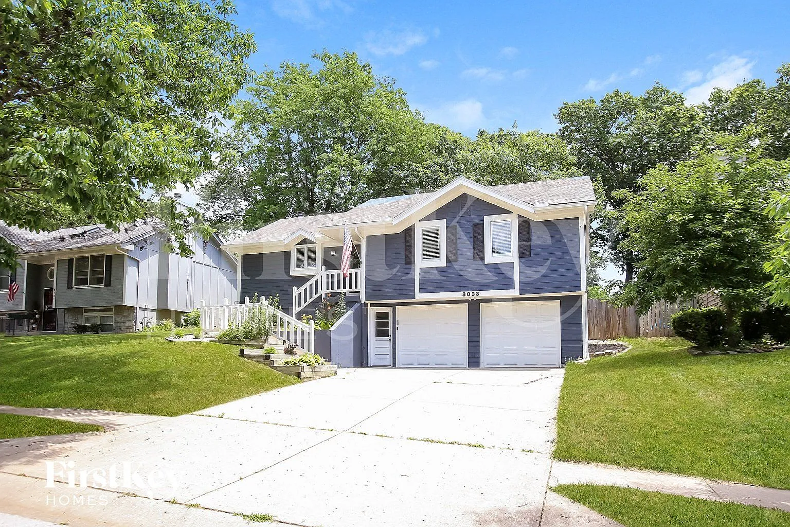 3 bed, 2.5 bath, 1664 sqft, $2,165 — Photo 1