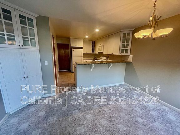 4th image of 105 Marylyn Cir