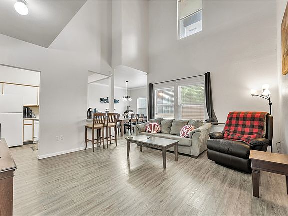 2nd image of 1249 Canyon Creek Cir