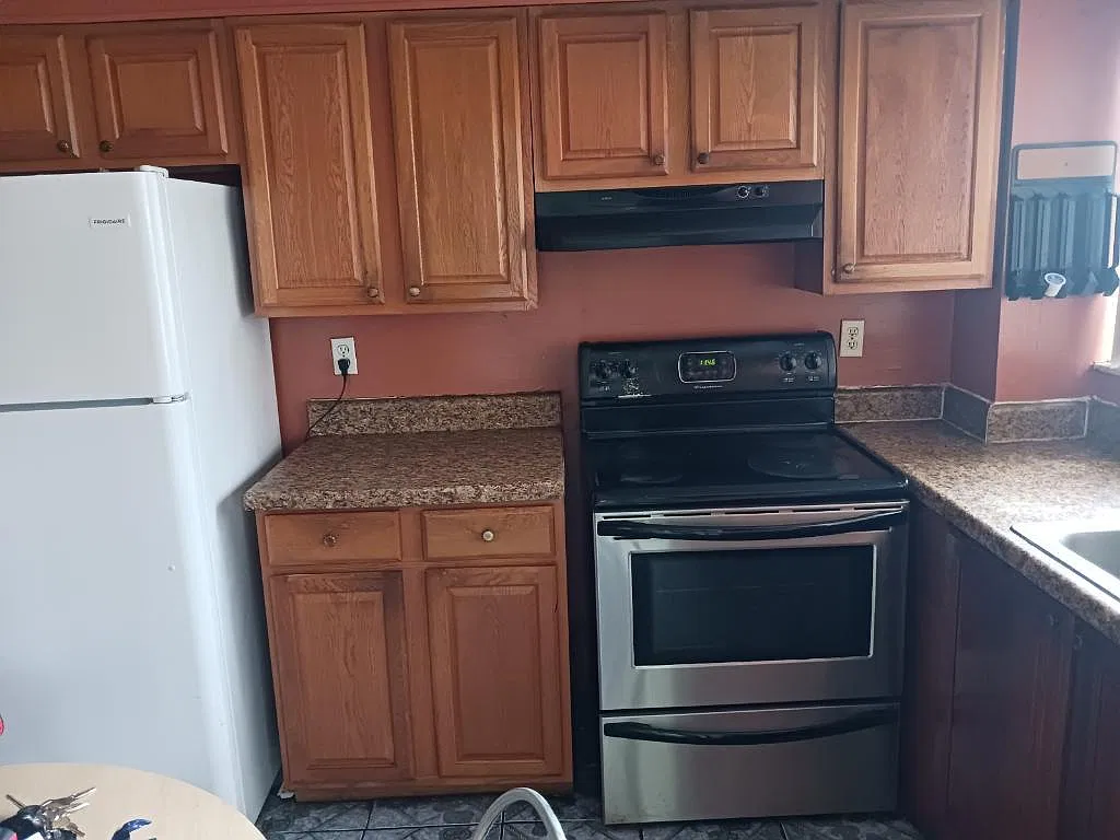 2 bed, 950 sqft, $1,850 — Photo 3