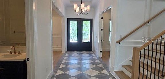 2nd image of 690 Geneva Pl