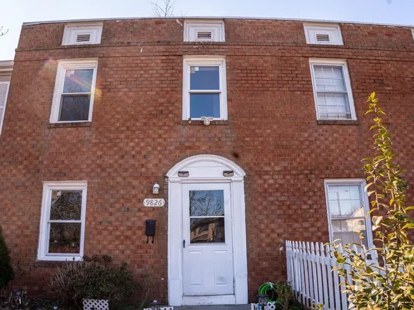 9826 Grant Ave, Manassas, VA 20110