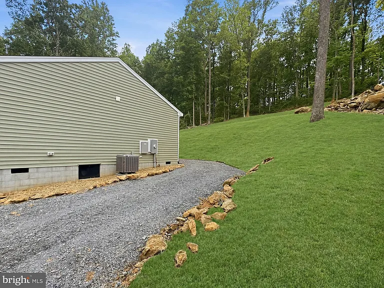 441 High Top Rd — Photo 43
