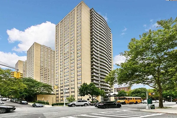 Sold by Brown Harris Stevens | media 24