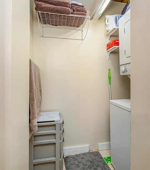 99-105 Broad St #6G — Photo 11