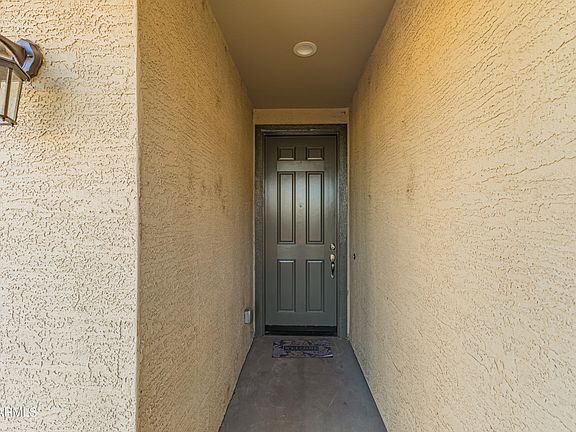 3rd image of 1317 E FREMONT Road