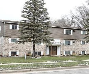 815 E Maple St #15375497, Holly, MI 48442 | Zillow