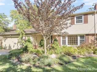 1098 Idema Dr SE, East Grand Rapids, MI