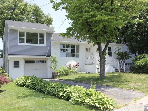 235 N Blvd, Saddle Brook, NJ 07663