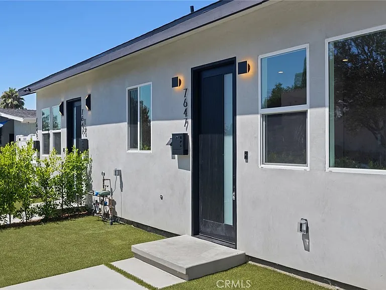 7647 Melvin Ave — Photo 5