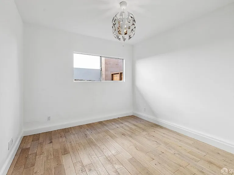 195 Beacon St — Photo 29