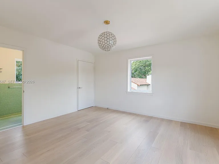 2850 Sheridan Ave — Photo 23
