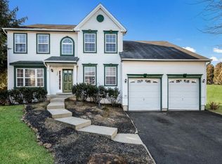 138 Fairway Dr, Langhorne, PA