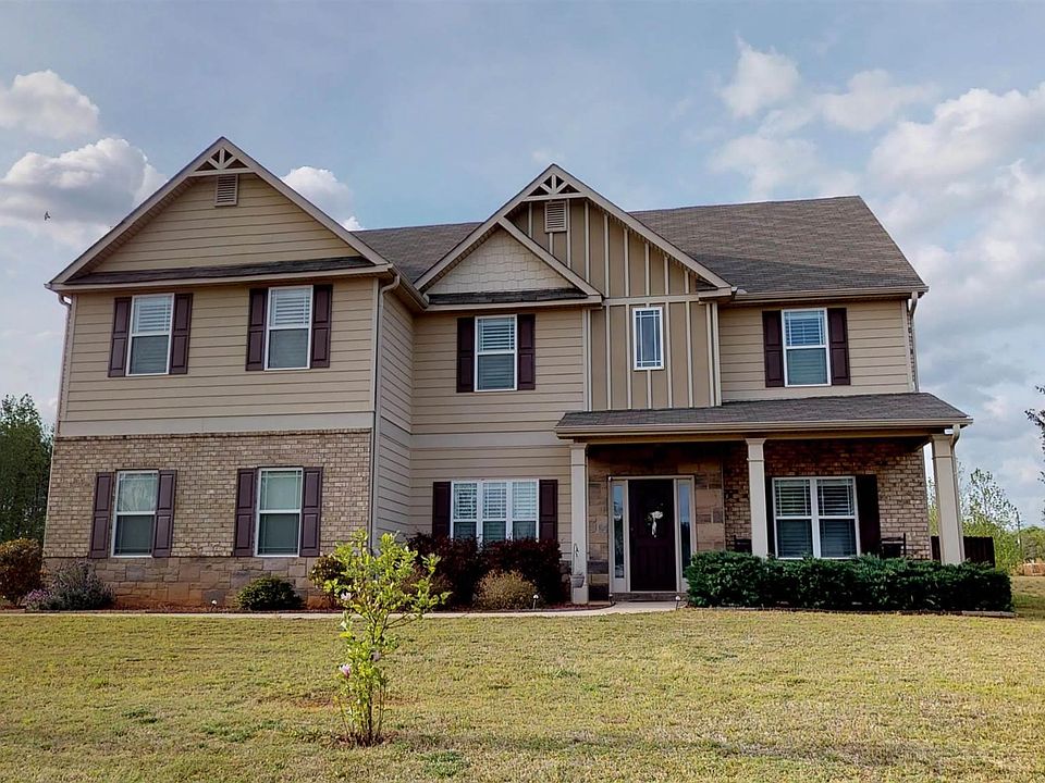 1st image of 104 Tapestry Dr