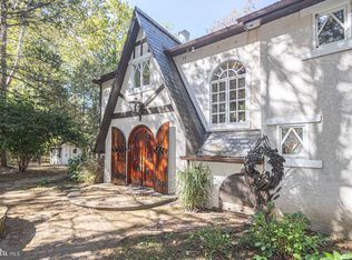 132 E Dark Hollow Rd, Pipersville, PA 18947