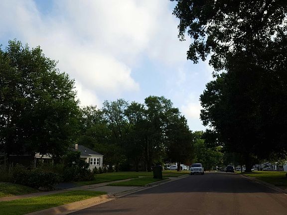5th image of 3430 Saint Clovis Ln