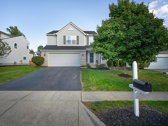 3rd image of 642 Streamwater Dr
