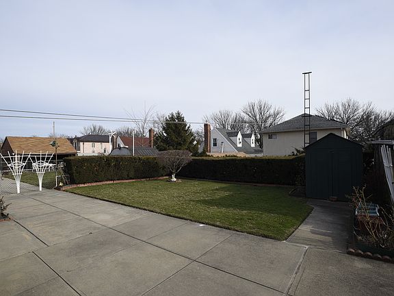 3rd image of 14943 115th St