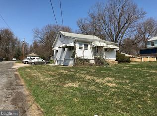 2318 Turkey Point Rd, Baltimore, MD 21221