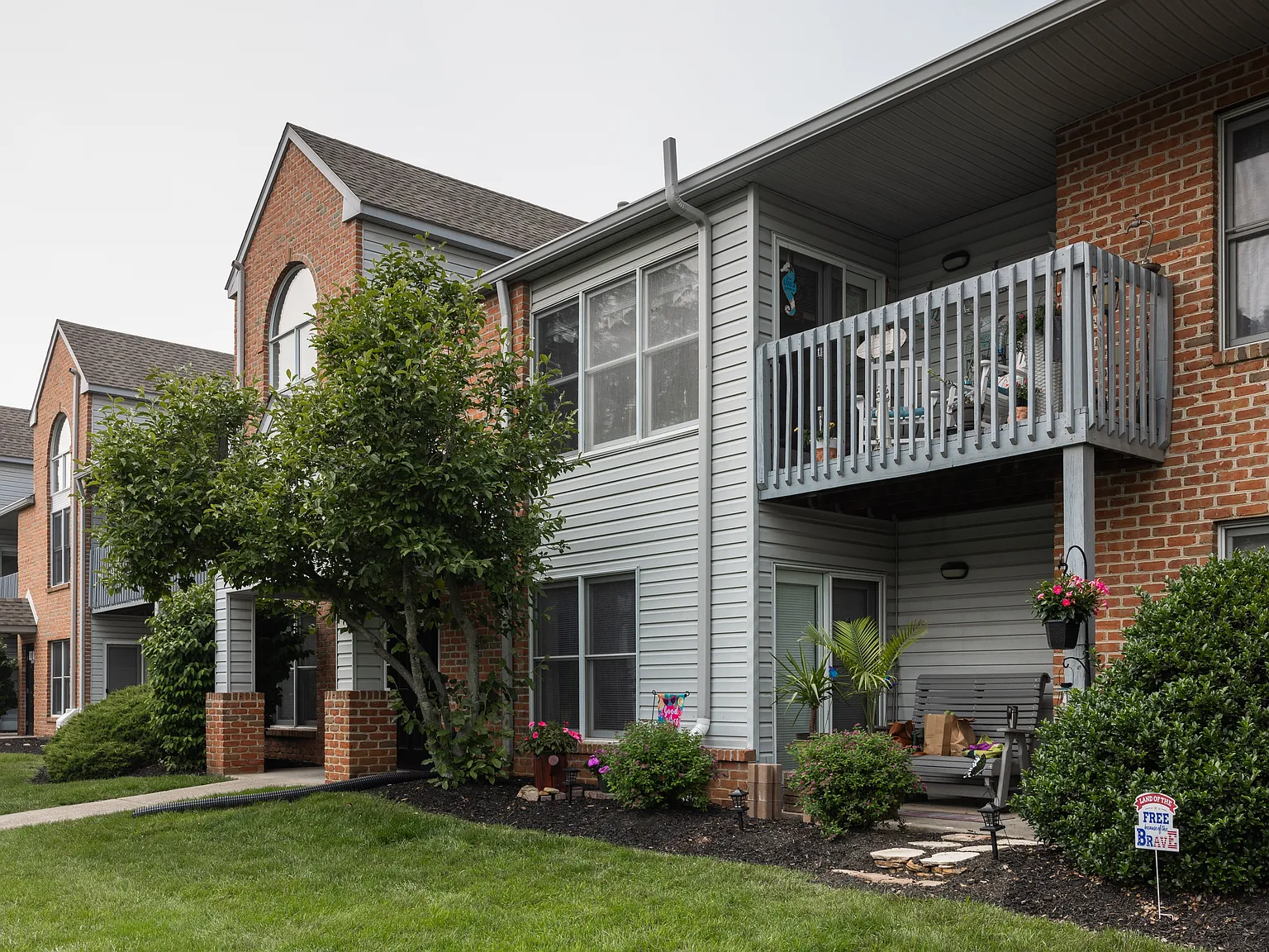 Pointe North Apartments — Photo 2