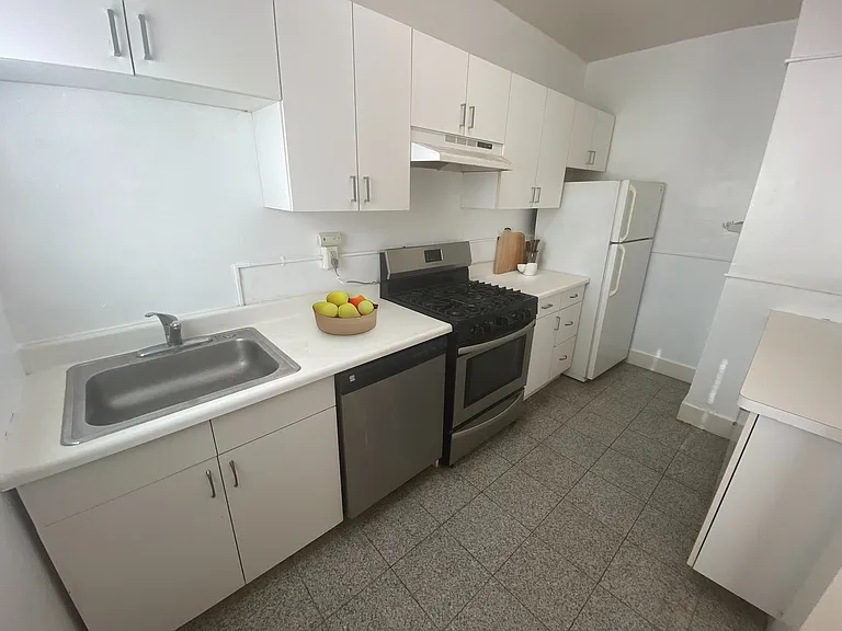 1461 Alice Street — Photo 16