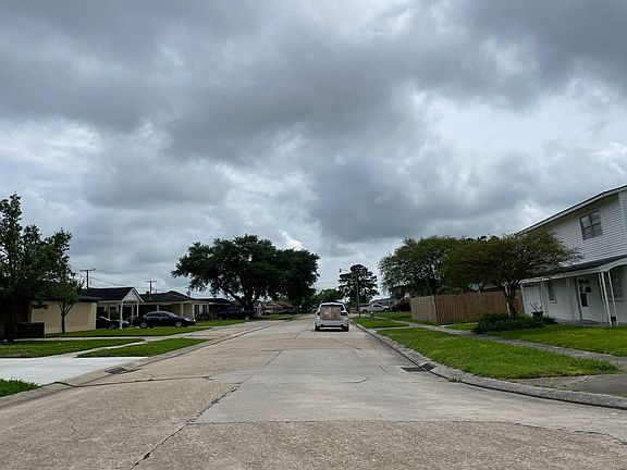 4th image of 1616 Farrington Dr