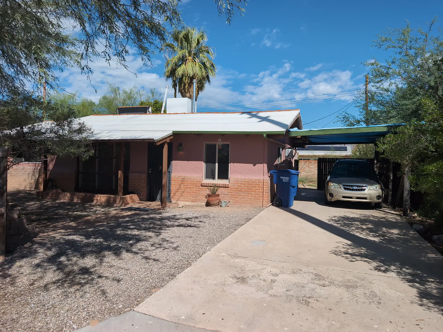 3 bed, 1025 sqft, $1,800 — Photo 2