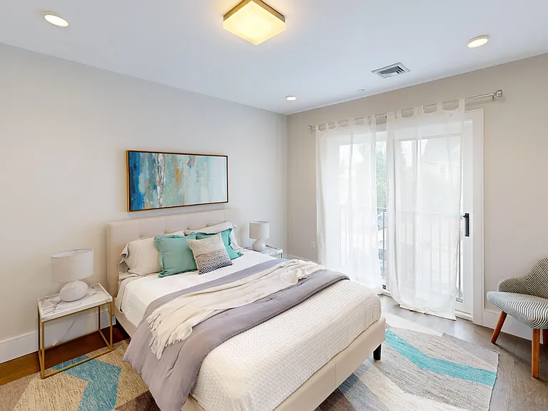 214 Market St #203D — Photo 6
