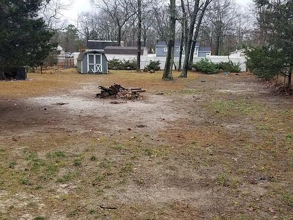 2nd image of 222 Cushman Ave