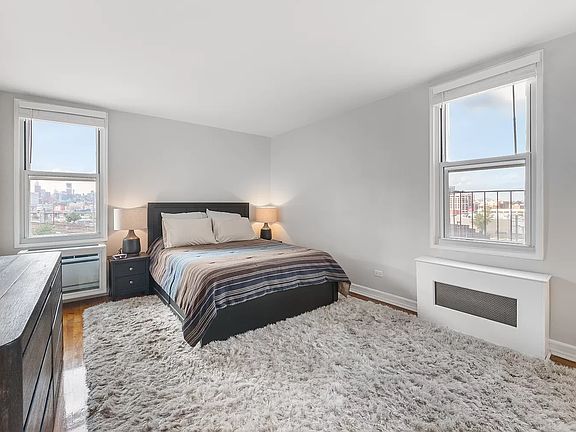 5th image of 4601 39th Ave APT 521