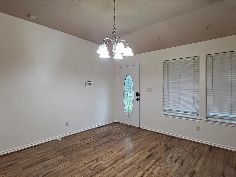 10635 Royal Cavins Dr — Photo 5