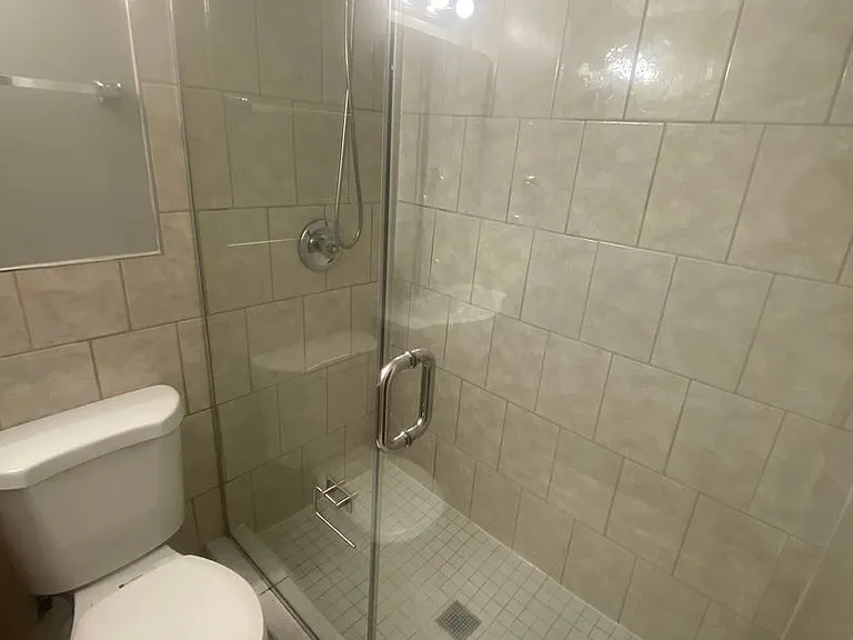 3220 Wisconsin Ave NW — Photo 10