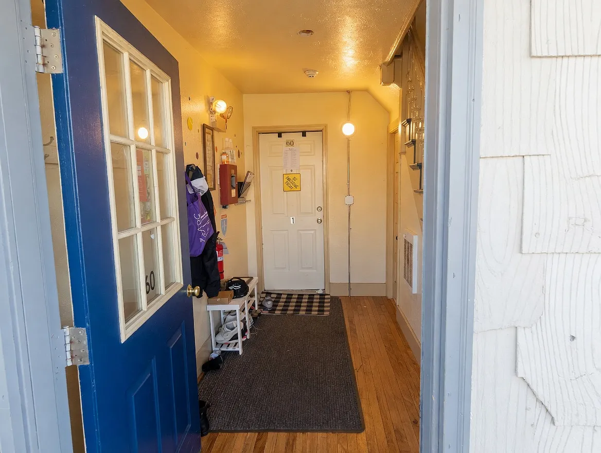 Front Entrance - 60 W Broadway #1