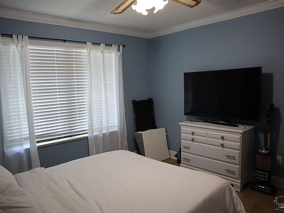 5th image of 6619 Lake Charlene Dr