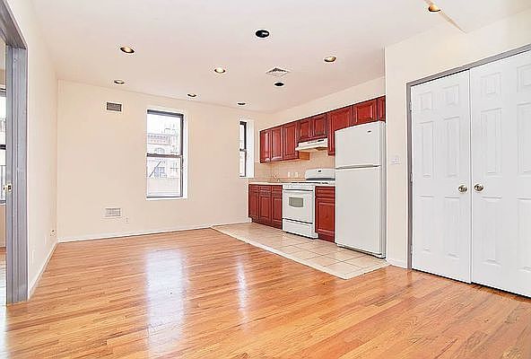 1st image of 1627 Park Ave #1J