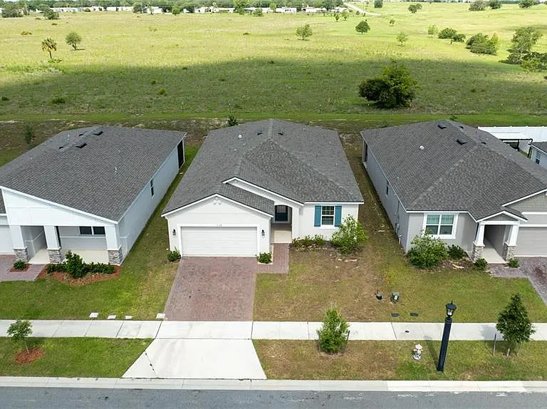1194 Boardwalk Pl — Photo 15