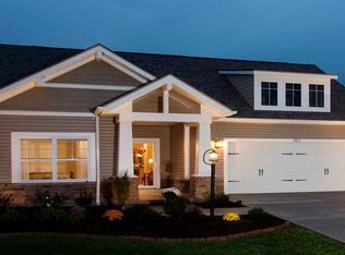 702 Mission Hills Dr, Canonsburg, PA 15317