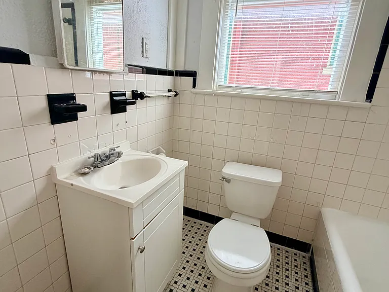 3850 Napoleon Ave — Photo 22