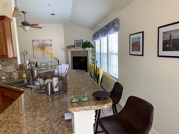 Breakfast bar
