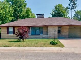 921 N Manning Dr, Chillicothe, IL