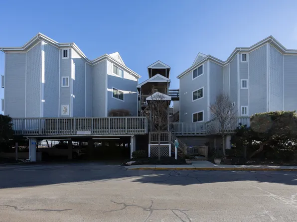 5 Mansfield Grove Road APT 151, East Haven, CT 06512