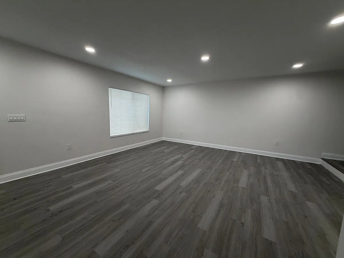 Building Photo - 4105 Waterside Island Ct