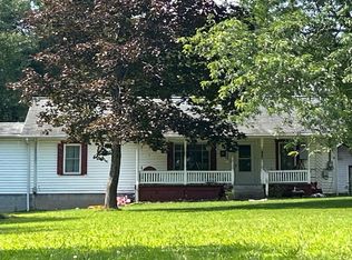 401 Sunday Rd, Hico, WV 25854