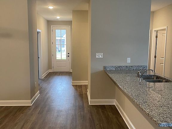 5th image of 469 Creekside Way #Hv140