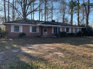 715 W 3rd St, Luverne, AL 36049