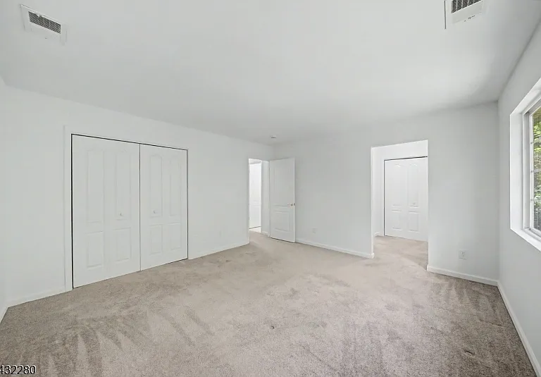 415 Union St — Photo 21