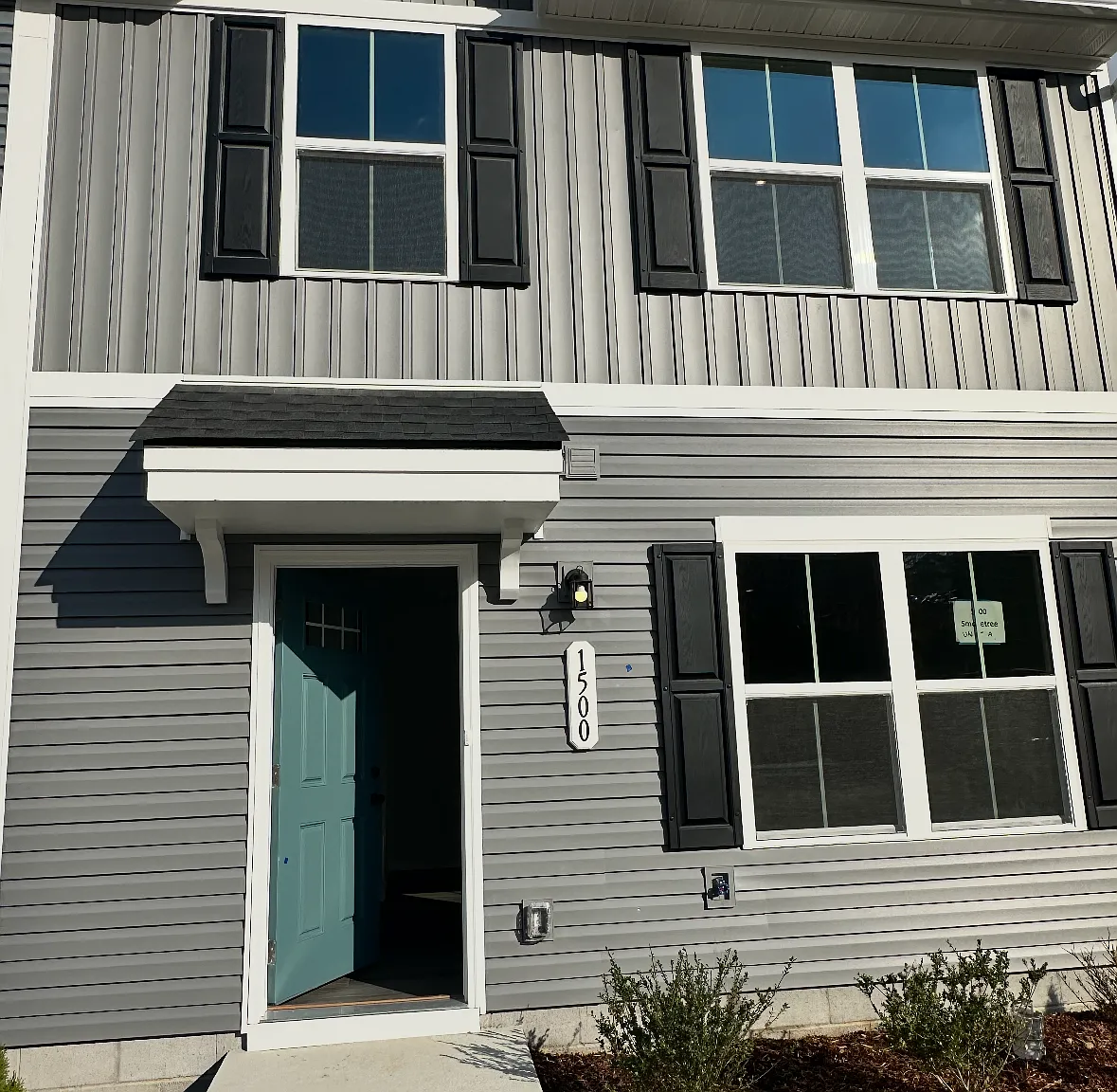3 bed, 2.5 bath, 1220 sqft, $1,950 — Photo 2