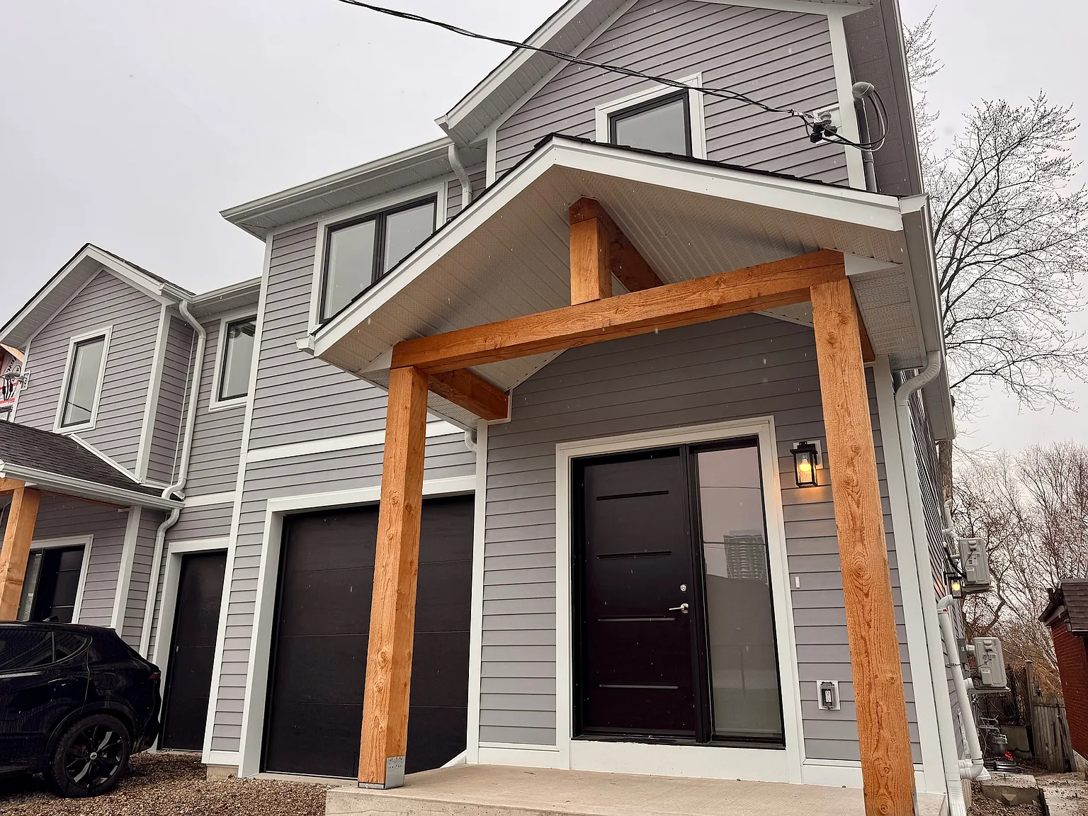 62 Gage Avenue Kitchener — Photo 1